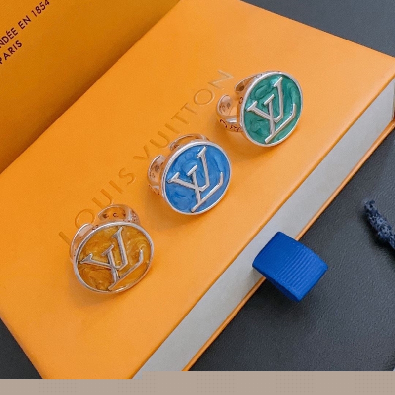 LV Necklaces